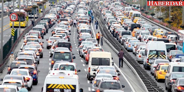 İstanbul Büyük Göçe Hazırlanıyor! Binlerce TIR Konvoylar Halinde Malzeme Taşıyacak