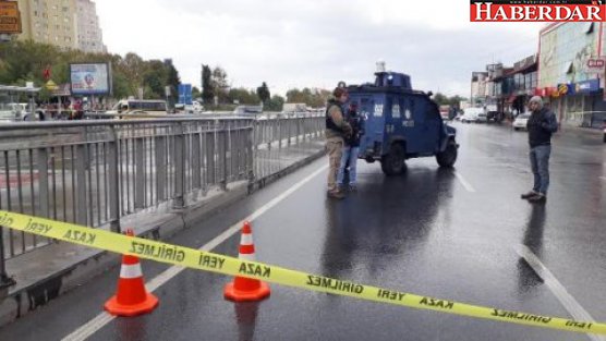 Küçükçekmece'de bomba alarmı! Polis alarma geçti