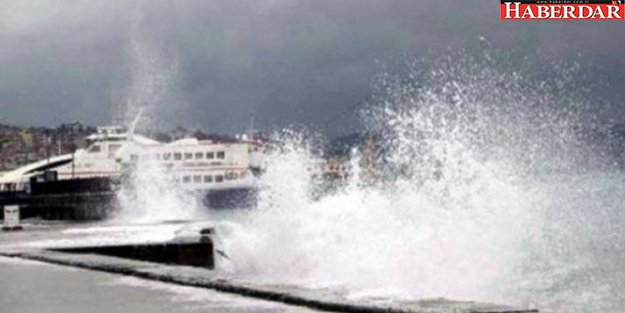 Marmara Denizi'nde fırtına: Seferler iptal edildi!