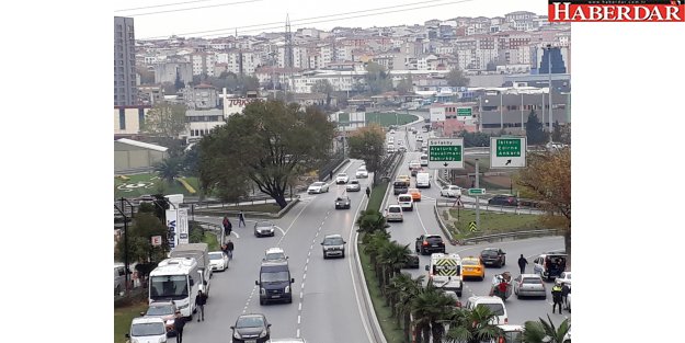 Yaya yolcusu artan köprünün, yaya yolu yok...