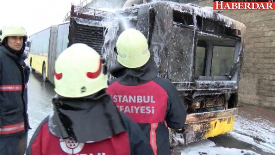 Başakşehir'de Seyir Halindeki İett Otobüsünde Yangın