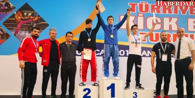 Türkiye Açık Kick Boks Turnuvası Şampiyonu Büyükçekmece’den çıktı!