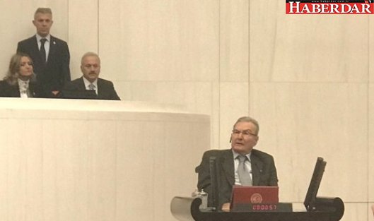 Deniz Baykal 16 Ay Sonra Döndüğü Meclis'te Yemin Etti