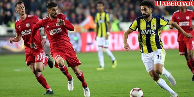 Sivasspor'un Bineceği Uçağa Yıldırım Düştü