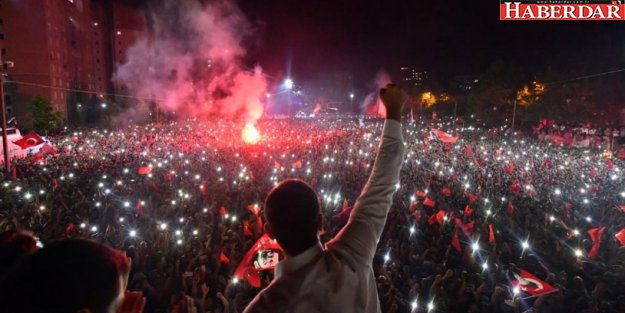 İşte İstanbul sokaklarını süsleyen Ekrem İmamoğlu afişi