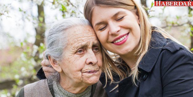 Alzheimer hastası depresyon sebebi