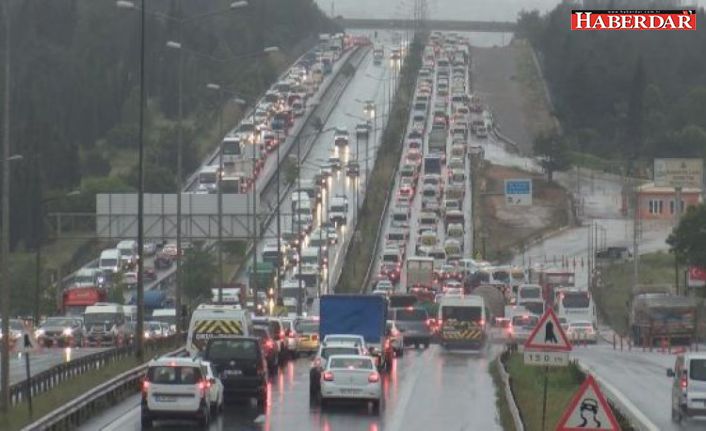 İstanbul çıkışında 65 yaş üstü trafiği