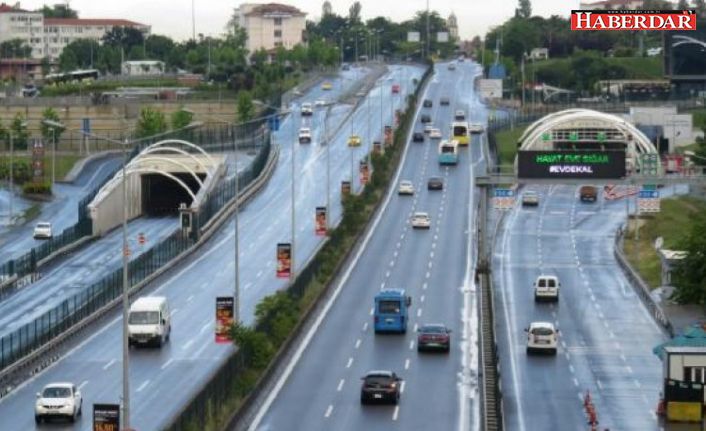 Avrasya Tüneli'nde arıza: Geçişler trafiğe kapatıldı