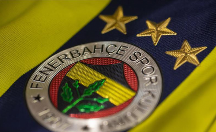 Fenerbahçe yeni transferi resmen duyurdu!