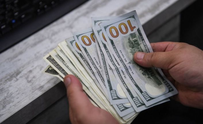 Dolar haftaya 7.34 seviyesinde başladı