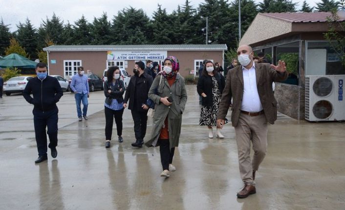 Beylikdüzü'nde örnek merkeze belediye temsilcilerinden ziyaret