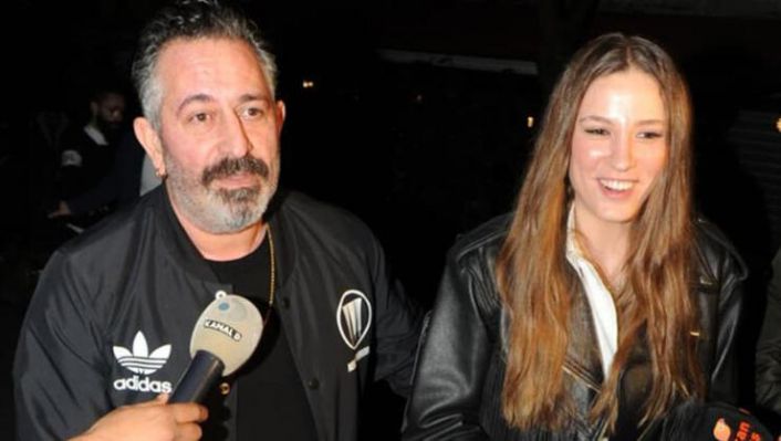 Cem Yılmaz, Serenay Sarıkaya ile ayrıldıklarını doğruladı