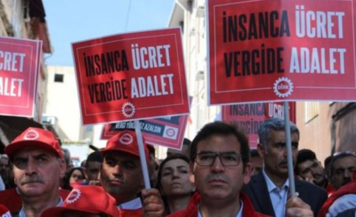 Asgari ücretin üçte biri vergiye gidiyor