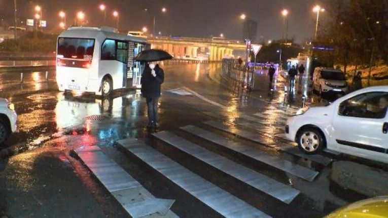 İstanbul'da yağmur etkili oluyor