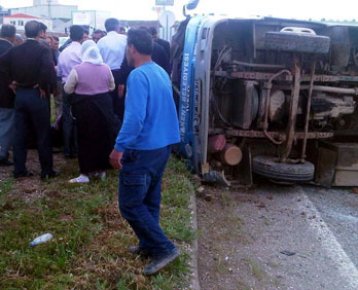 Öğrenciler sınavı dönüşü kaza geçirdi