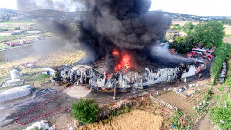 Çatalca'da Fabrika Yangını