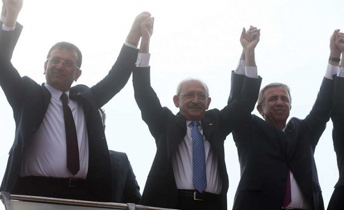 Kılıçdaroğlu'ndan bomba adaylık açıklaması: Birden çok seçenek var, halk belediye başkanlarımızdan memnun!