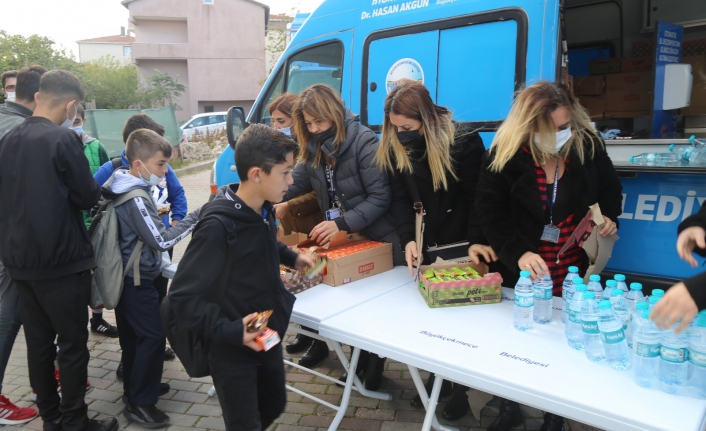 Büyükşehir Belediyesi ve Büyükçekmece Belediyesi öğrencileri mağdur etmedi