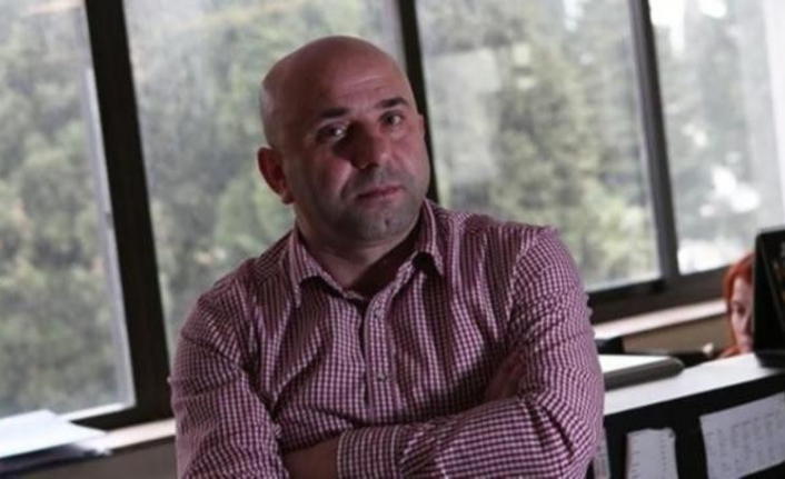 Cumhuriyet gazetesi Genel Yayın Yönetmeni Aykut Küçükkaya görevden alındı...