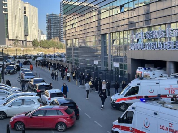 İstanbul'daki hastanelerde Omicron yoğunluğu