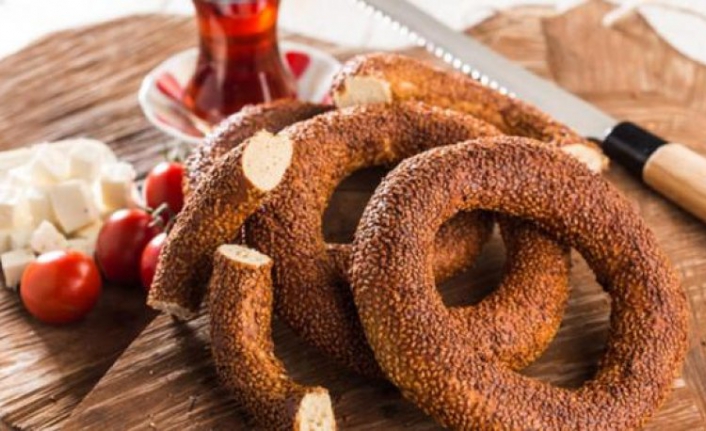 Maliyeti hızla artan simit 5 lira olacak!