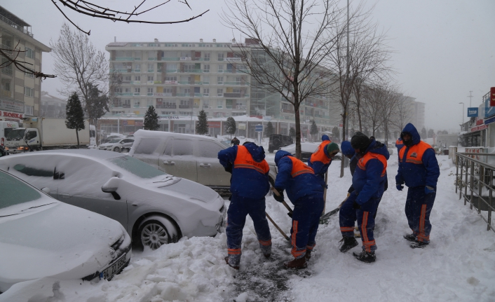 Büyükçekmece Belediyesi karla mücadele hazırlıklarını tamamladı