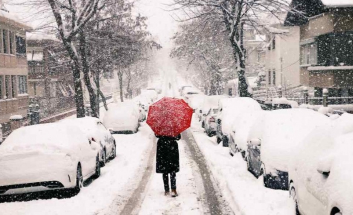 İstanbul'da kar yağışı ne kadar sürecek? İşte Meteoroloji'nin son tahminleri