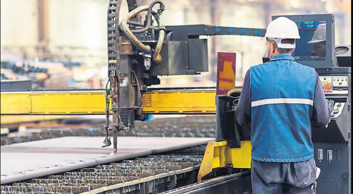 Bayramda çalışanlar dikkat! Pazar günü başlıyor, yol parası da alabilirsiniz! İşte fazla mesai hesaplama formülü...