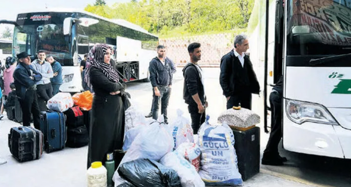 Otogarda yoğunluk: Biletler tükenmek üzere