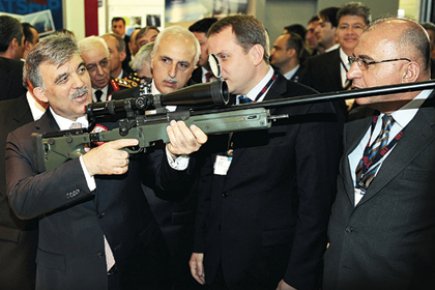 IDEF'11 Fuarı'nın açılışı yapıldı