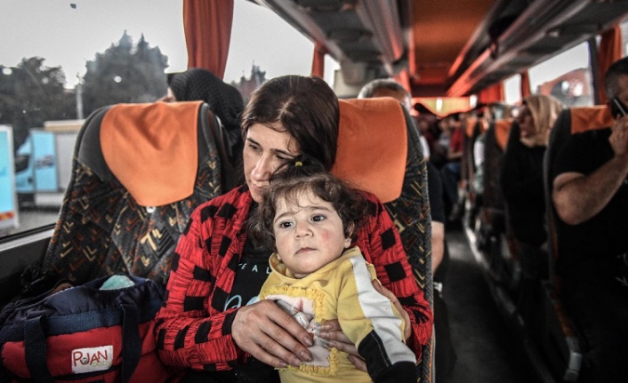 Esenyurt'tan ayrılan   Suriyeliler: Her şey pahalı, geçinemiyoruz, bu yüzden gidiyoruz