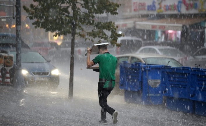 Meteoroloji'den İstanbul dahil birçok il için sağanak uyarısı!