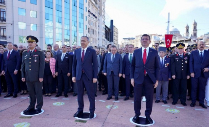 ‘İstanbul’un Kurtuluşu’ Taksim’de kutlandı