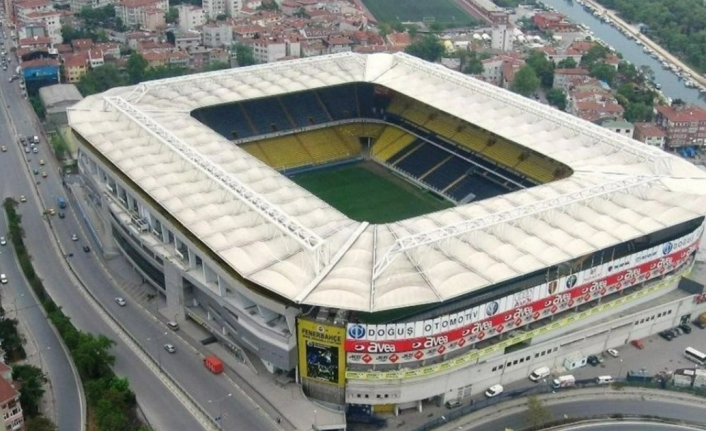 Fenerbahçe'de büyük teklif: Stadın adı Atatürk Stadyumu olacak mı?