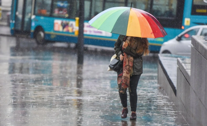 Meteoroloji uyardı: Yağmur, kar, fırtına geliyor!