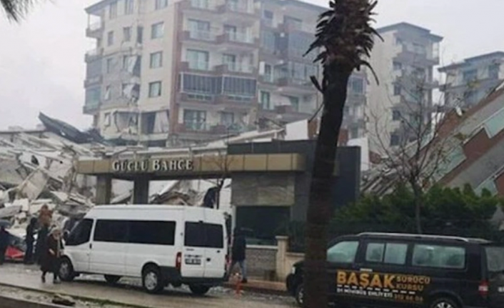 Hatay'da yaptığı üç sitede yıkım yaşanan müteahhitten skandal sözler: 'Soramazsınız'