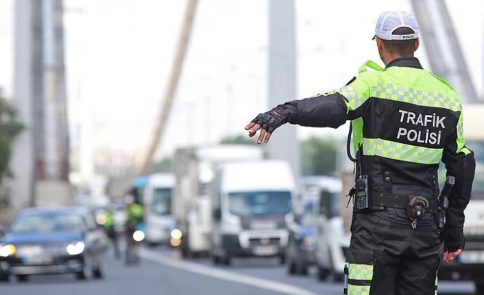 Son başvuru tarihi açıklandı: Trafik cezaları siliniyor