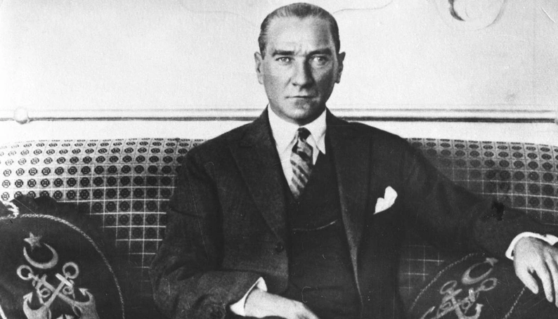 Ulu Önder Atatürk, aramızdan ayrılışının 85. yılında tüm yurtta anılıyor