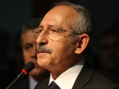 'Sayın Erdoğan bir bölücübaşı'