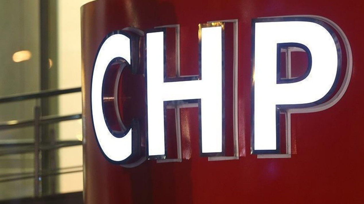 CHP'li belediyelerden erteleme kararı