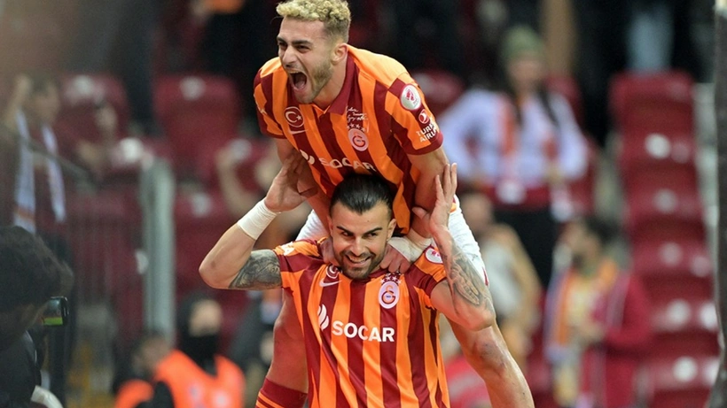 Galatasaray turu 4 golle aldı