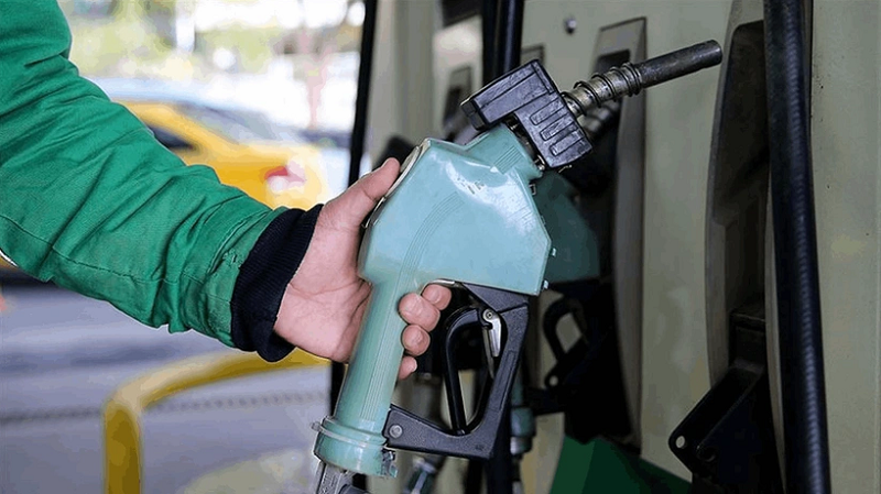Bir zam daha: Benzin litre fiyatı ilk kez 40 lirayı aştı!