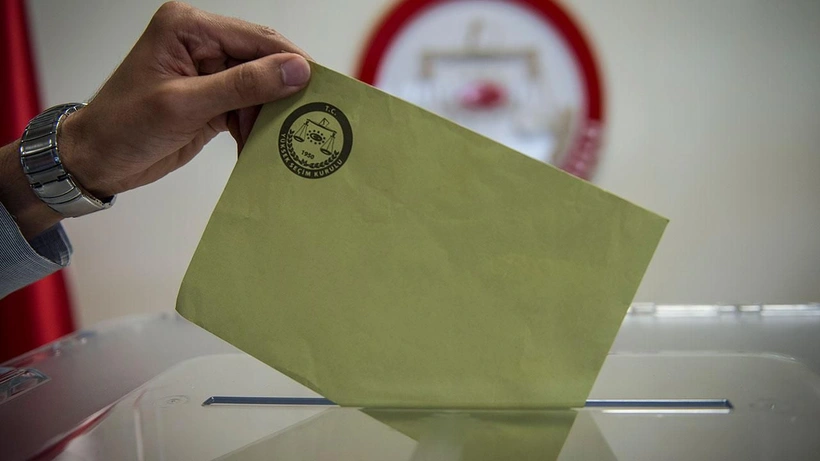 Son seçim anketi: İstanbul Beylikdüzü'nde hangi aday önde?
