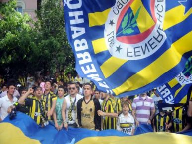 Kadıköy'den Metris'e konvoy